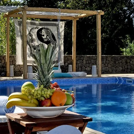 Villa Chloe *